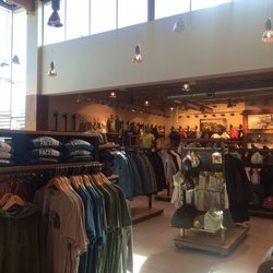The North Face Grand Rapids - Super clean store with the nicest people!