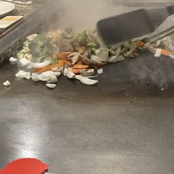 Sumo Japanese Steakhouse and Sushi Bar - Ssizzling