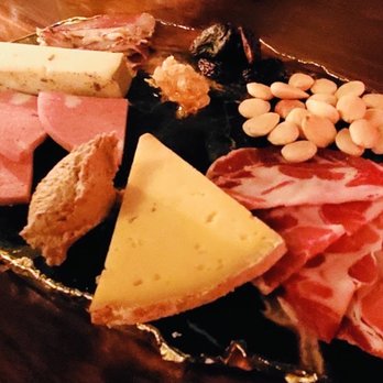CW's Gin Joint - Charcuterie board, CW Gin Joint - Cocktail Bars Near Me - Tampa, Florida