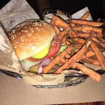 Farm Burger - Decatur - Grass-fed beef burger with sweet potato fries - Burgers Near Me - Decatur, Georgia Farm Burger - Decatur - Grass-fed beef burger with sweet potato fries - Burgers Near Me - Decatur, Georgia