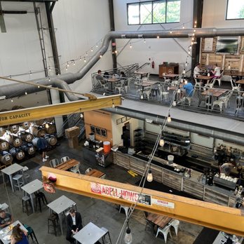 Caboose Commons - Breweries Near Me - Fairfax, Virginia