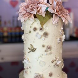 Mad Batter Bakery - They make cakes that are whimsical and original!