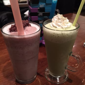 Cafe Princess - Red Bean Shake & Iced Green Tea Latte - Coffee & Tea Near Me - Toronto, Ontario