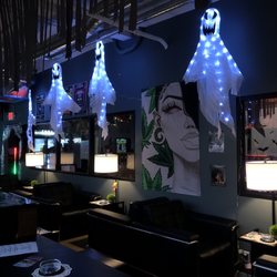 Oceans Lompoc - Awesome atmosphere over at Erba. Right now the decorations take you into a Halloween wonderland!
