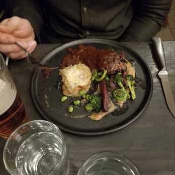 Le Hobbit - Buffalo flank steak - French Near Me - Quebec City, Quebec Le Hobbit - Buffalo flank steak - French Near Me - Quebec City, Quebec