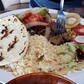 El Salvadoreño - Costilla Entomatada - sauteed spare ribs - Salvadoran Near Me - Overland Park, Kansas El Salvadoreño - Costilla Entomatada - sauteed spare ribs - Salvadoran Near Me - Overland Park, Kansas