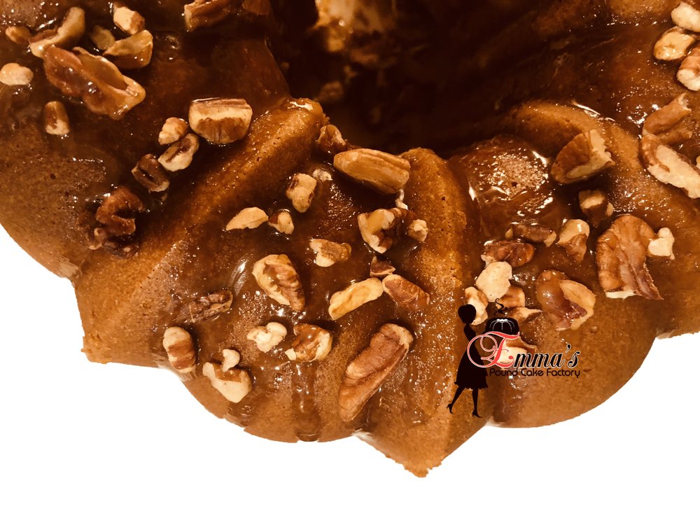 Emma's Pound Cake Factory Logo