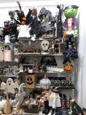 Photo of HomeGoods - Seattle, WA, US. Halloween 2024