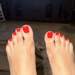 Sorella Nails & Spa - Jell shellac pedicure