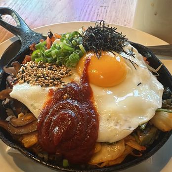 Koko Head Cafe - Breakfast bibimbap - Breakfast & Brunch Near Me - Honolulu, Hawaii