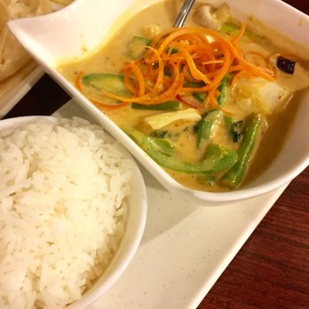 Golden Triangle - Vegetarian Red Curry - Thai Near Me - Philadelphia, Pennsylvania Golden Triangle - Vegetarian Red Curry - Thai Near Me - Philadelphia, Pennsylvania