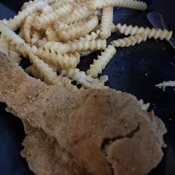Moores Bar & Restaurant - Tenderloin is one of the popular items. Very good breading