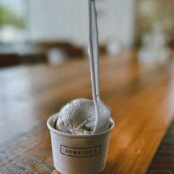 Dewster's Homemade Ice Cream - Blueberry Cheesecake Ice Cream.