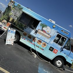 Island Cravings - Food truck
