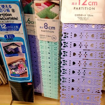 Daiso - Convenient bar that separates the inside of the drawer - Discount Store Near Me - Tukwila, Washington Daiso - Convenient bar that separates the inside of the drawer - Discount Store Near Me - Tukwila, Washington