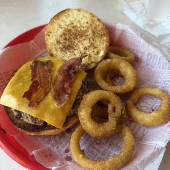 Fuddruckers - Sad bacon shortage - American Near Me - Doral, Florida Fuddruckers - Sad bacon shortage - American Near Me - Doral, Florida
