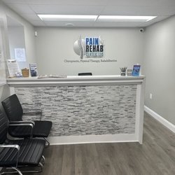 Pain and Rehab Center - Pain & Rehab Center's waiting room.