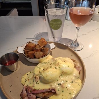 Best Cafe & Bar - Eggs Benny and cranberry mimosa - Coffee & Tea Near Me - Hot Springs, Arkansas Best Cafe & Bar - Eggs Benny and cranberry mimosa - Coffee & Tea Near Me - Hot Springs, Arkansas