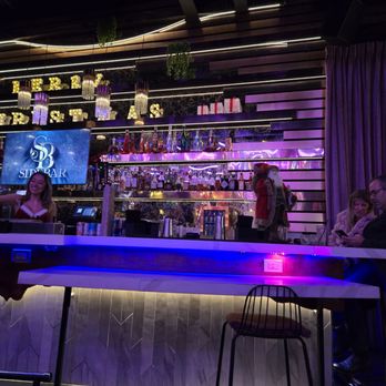 Side Bar - Cocktail Bars Near Me - San Diego, California