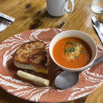 Mud Hen Water - 1/2 Cast Iron grilled cheese with cup of tomato soup - Hawaiian Near Me - Honolulu, Hawaii Mud Hen Water - 1/2 Cast Iron grilled cheese with cup of tomato soup - Hawaiian Near Me - Honolulu, Hawaii