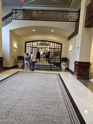 1001 16th St NW by null