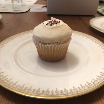 Love At First Bite - Vanilla cupcake - Bakeries Near Me - Berkeley, California Love At First Bite - Vanilla cupcake - Bakeries Near Me - Berkeley, California