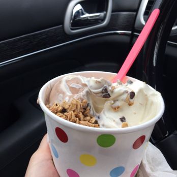 Lulus Yogurt With A Twist - Ice Cream & Frozen Yogurt Near Me - Hudson, Ohio Lulus Yogurt With A Twist - Ice Cream & Frozen Yogurt Near Me - Hudson, Ohio