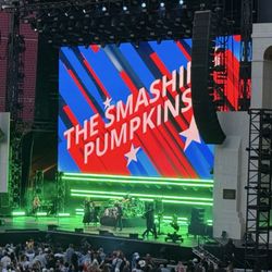 Smashing Pumpkins rock the Coliseum