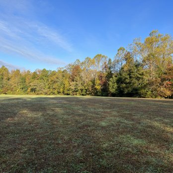 Freedom Barks Dog Park - Everyone loves open space to be outside and enjoy the fall colors - Dog Parks Near Me - Medford, New Jersey