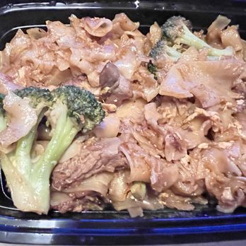 Bhan Thai Lao Kitchen - Pad Se Ew - Thai Near Me - Vacaville, California Bhan Thai Lao Kitchen - Pad Se Ew - Thai Near Me - Vacaville, California