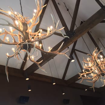 Earls Kitchen + Bar - Canadian (New) Near Me - Whistler, British Columbia Earls Kitchen + Bar - Canadian (New) Near Me - Whistler, British Columbia