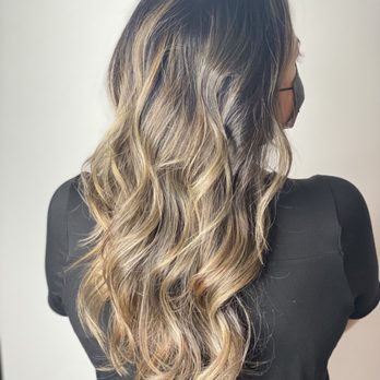 Chelsea Extension - Balayage and hilights - Hair Stylists Near Me Chelsea Extension - Balayage and hilights - Hair Stylists Near Me