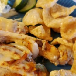 Sublime Hippie Bistro & Marketplace - Keto chicken n veggies with side of slices cucumbers and pork rinds. #ketolifeonthego