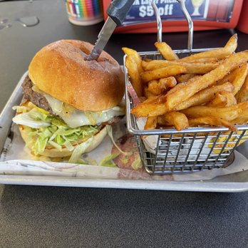 Boulevard Burger & Brew - Inside-Out Juicy Lucy (6.27.23) - Burgers Near Me - Richmond, Virginia Boulevard Burger & Brew - Inside-Out Juicy Lucy (6.27.23) - Burgers Near Me - Richmond, Virginia