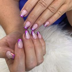 B&T Nails