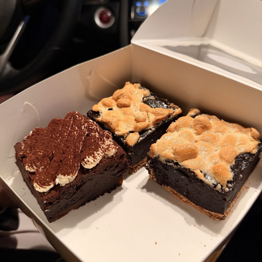 Brownies & Bites - Bakeries Near Me - Seattle, Washington