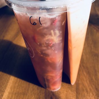 SÍPP Cafe - Strawberry Bliss and Thai Milk tea split cup. Both delicious! - Fast Food Near Me - Glendale, Arizona