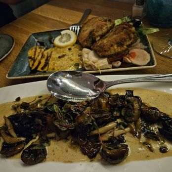 Wildflour - Our two starters: crab cakes and roasted mushrooms. - Cocktail Bars Near Me - Leavenworth, Washington Wildflour - Our two starters: crab cakes and roasted mushrooms. - Cocktail Bars Near Me - Leavenworth, Washington