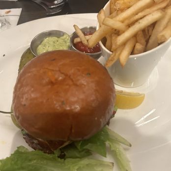 Cooper’s Hawk Winery & Restaurant - Grilled Mahi Sandwich - Blackened and Fries - American Near Me - Jacksonville, Florida