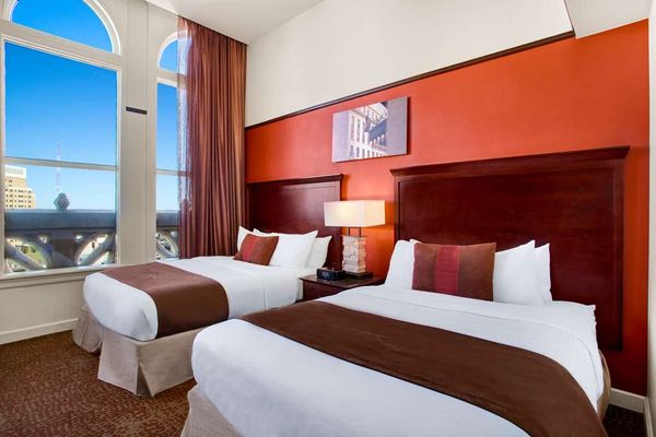The Emily Morgan San Antonio - a DoubleTree by Hilton Hotel by null
