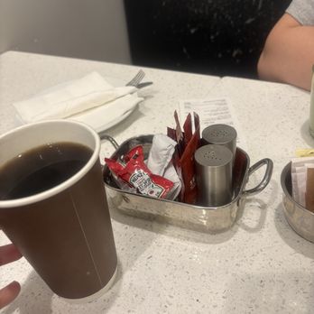 Yonge Cafe & Bistro - Coffee & Tea Near Me - Toronto, Ontario Yonge Cafe & Bistro - Coffee & Tea Near Me - Toronto, Ontario