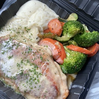 Braulio’s Bistro - Braulios special stuffed salmon - Italian Near Me - Modesto, California