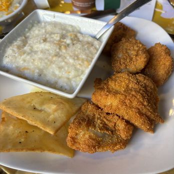 MD Cafe - Catfish & grits -- so yummy! - Soul Food Near Me - Elberton, Georgia MD Cafe - Catfish & grits -- so yummy! - Soul Food Near Me - Elberton, Georgia