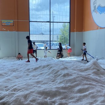 Pigeon Forge Snow - Tubing Near Me - Pigeon Forge, Tennessee