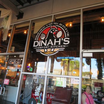 Dinah's Comfort Kitchen - Entrance - Waffles Near Me - Culver City, California
