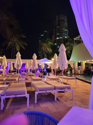 Santorini by Georgios by null