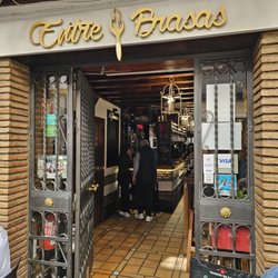 Entre Brasas