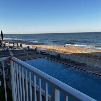 Spark by Hilton Ormond Beach Oceanfront - Hotels Near Me - Ormond Beach, Florida