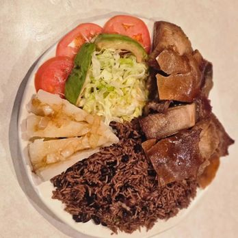 Delicias Cubanas - Middle Eastern Near Me - Austin, Texas