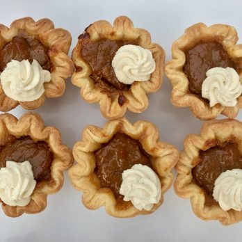 Tiny Pies - Mocha teeny tiny pie - Desserts Near Me - Austin, Texas